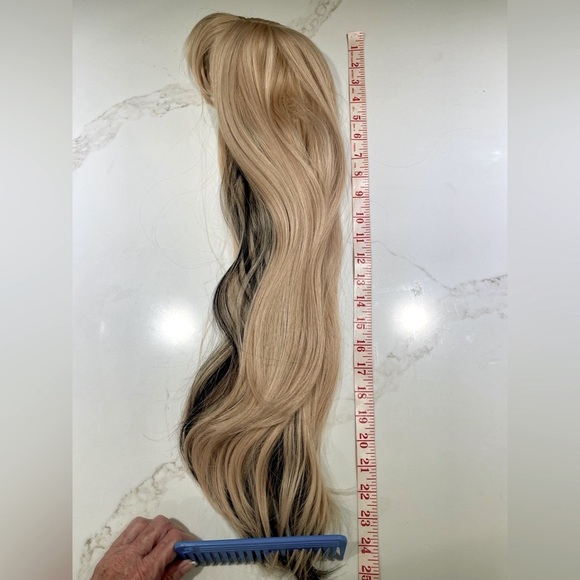 HAIR, 25” straight, layers, swoop bangs, blonde with black underneath. - Picture 7 of 10